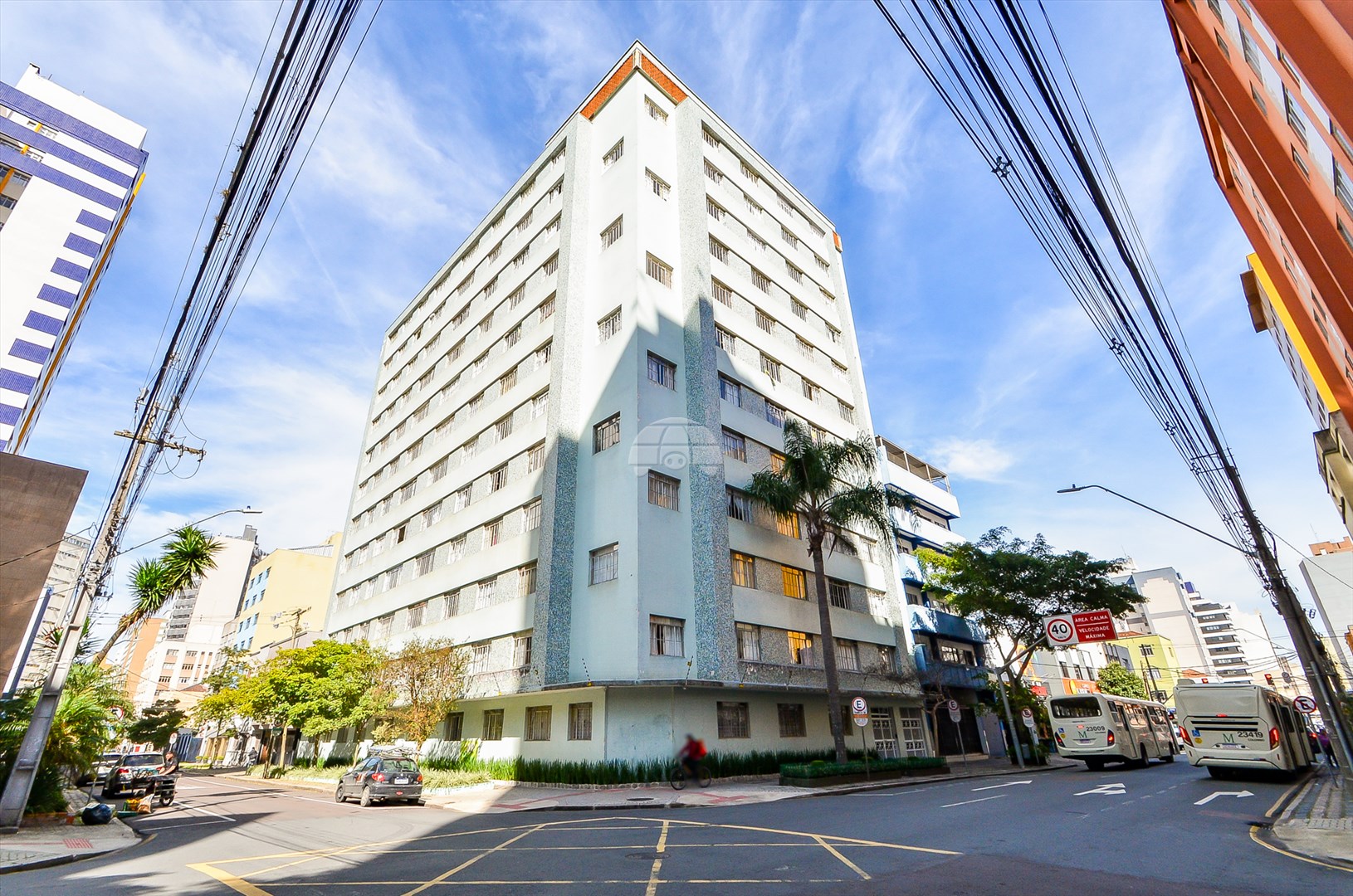 Apartamento à venda em Centro, Curitiba — Portal Chave Fácil