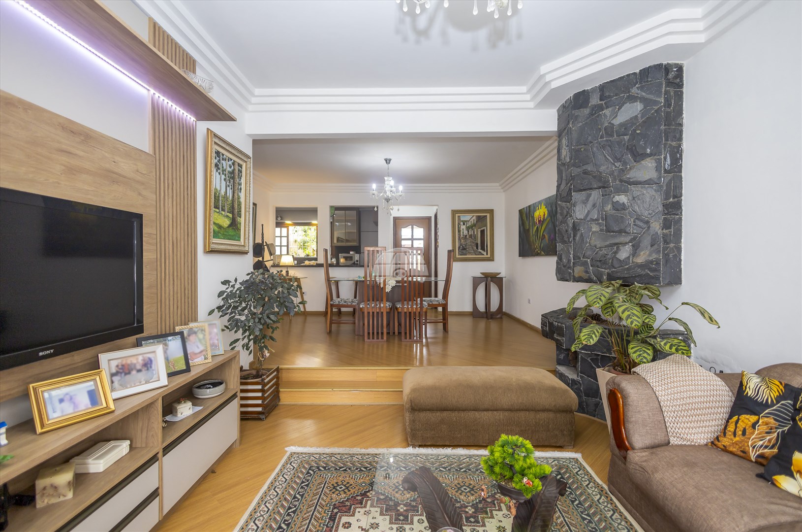 Casa à venda em Tarumã, Curitiba — Portal Chave Fácil