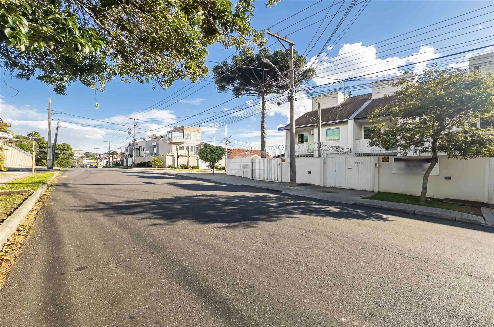Sobrado à venda em Portão, Curitiba — Portal Chave Fácil