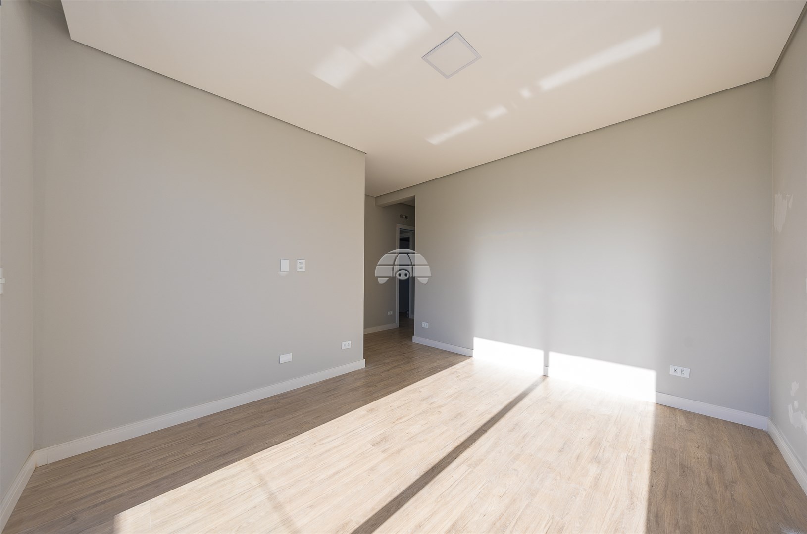 Casa à venda em Vila Ferrari, Campo Largo — UNA