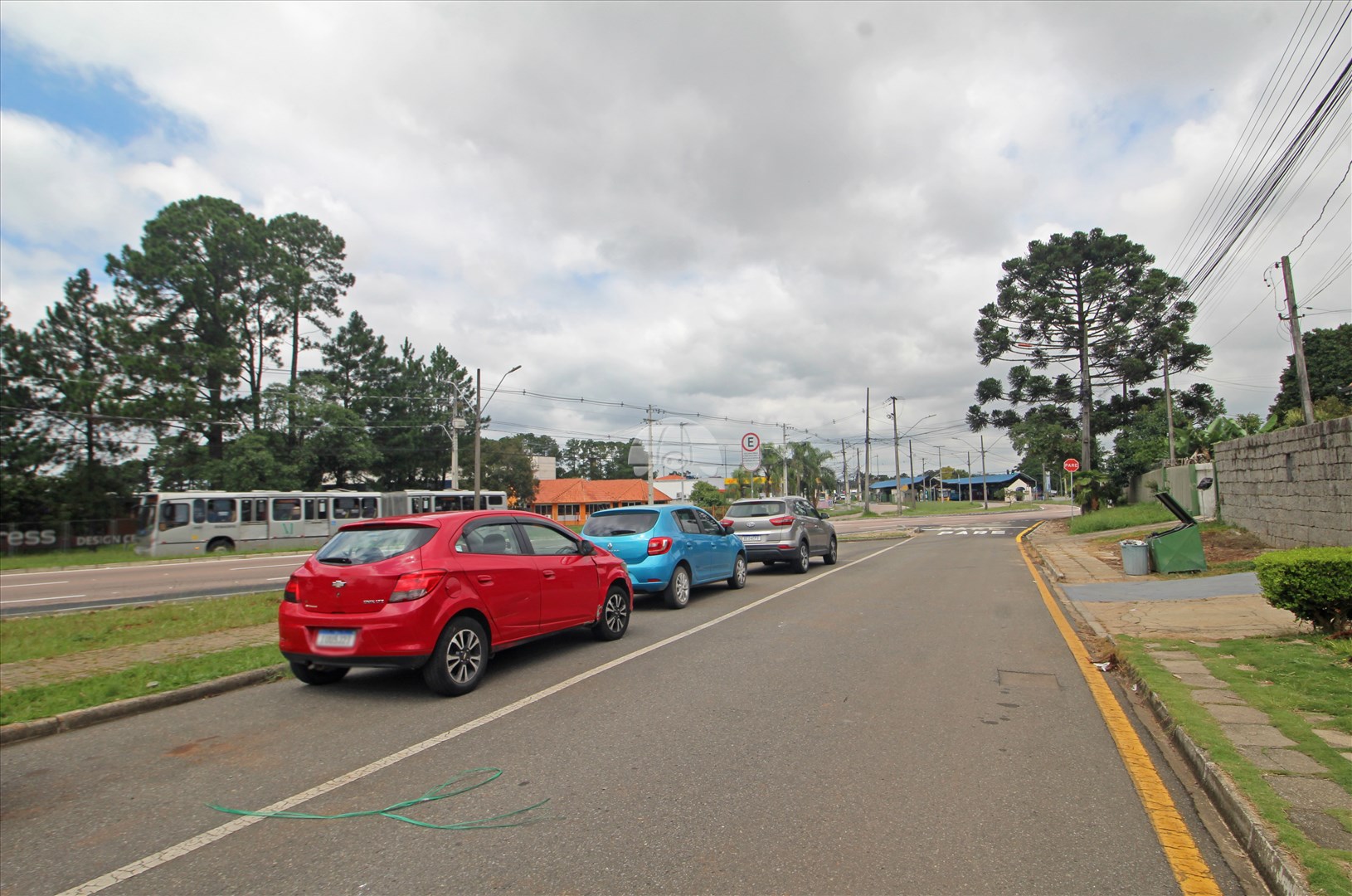 Sala/Conjunto Comercial para alugar em Thomaz Coelho, Araucária — Portal Chave Fácil