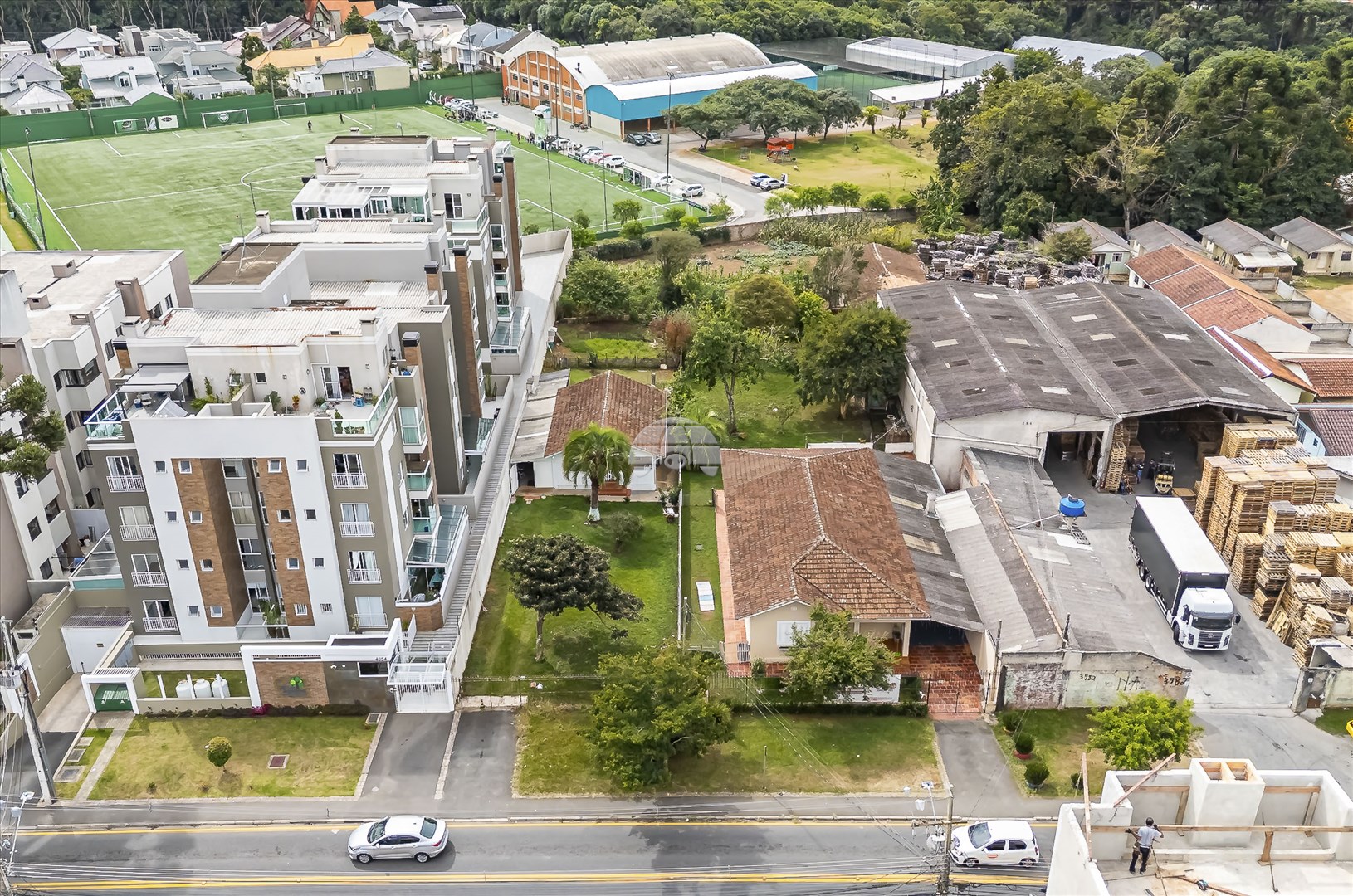 Terreno Comercial/Residencial para Venda no Bairro Xaxim ref. 225794 (8 / 10)