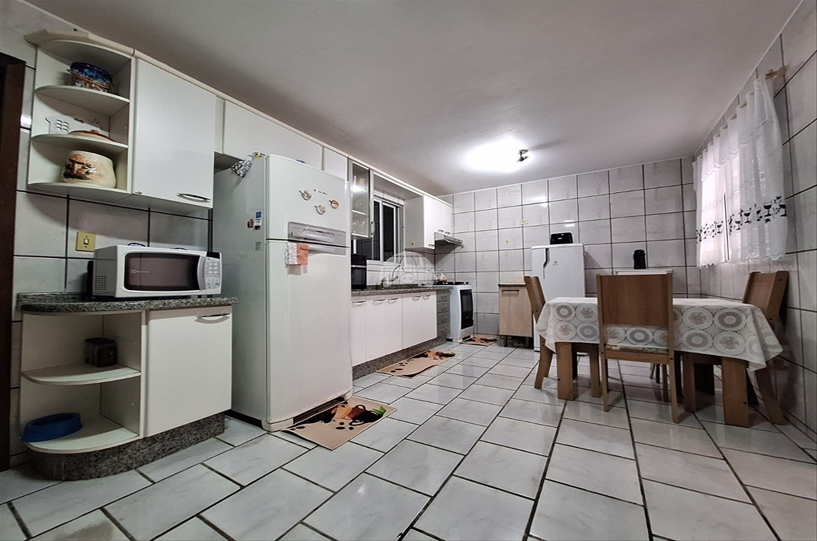 Sobrado à venda em Bom Retiro, Matinhos — Portal Chave Fácil