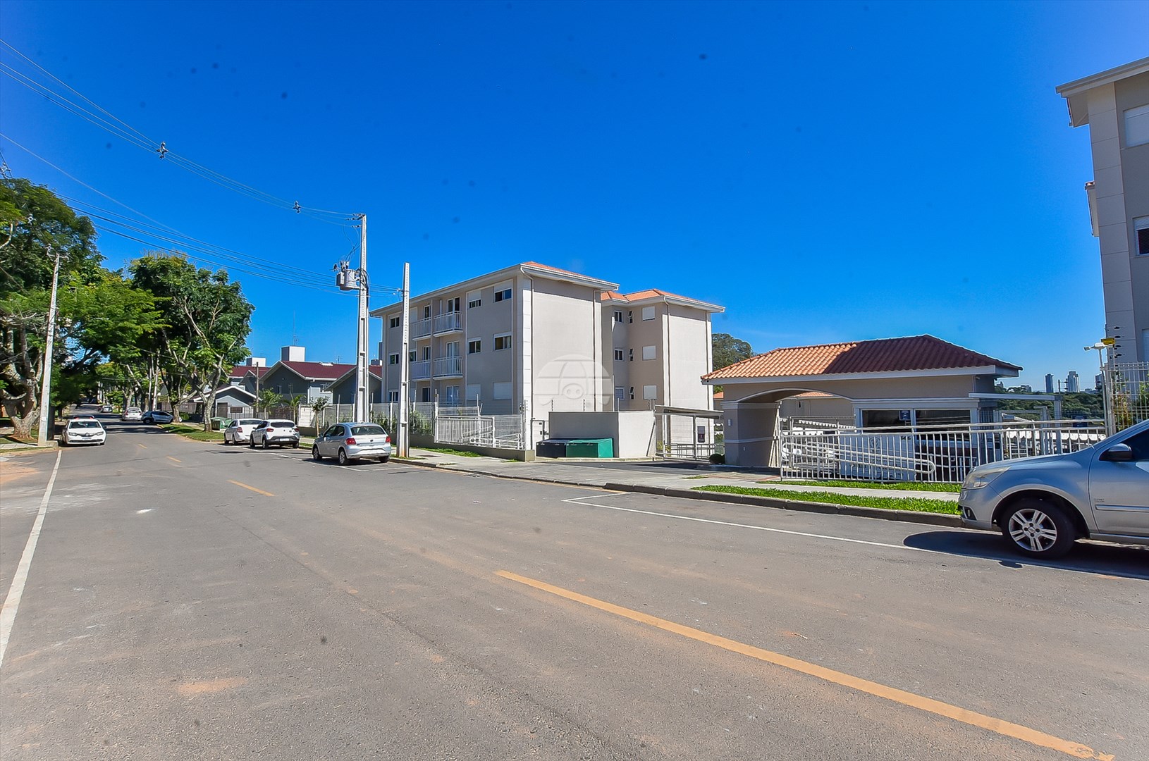 Apartamento à venda em Campo Comprido, Curitiba — UNA