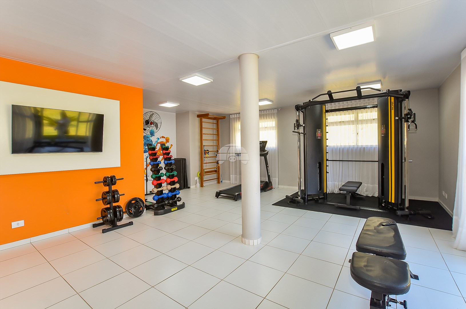 Apartamento à venda em Campo Comprido, Curitiba — UNA