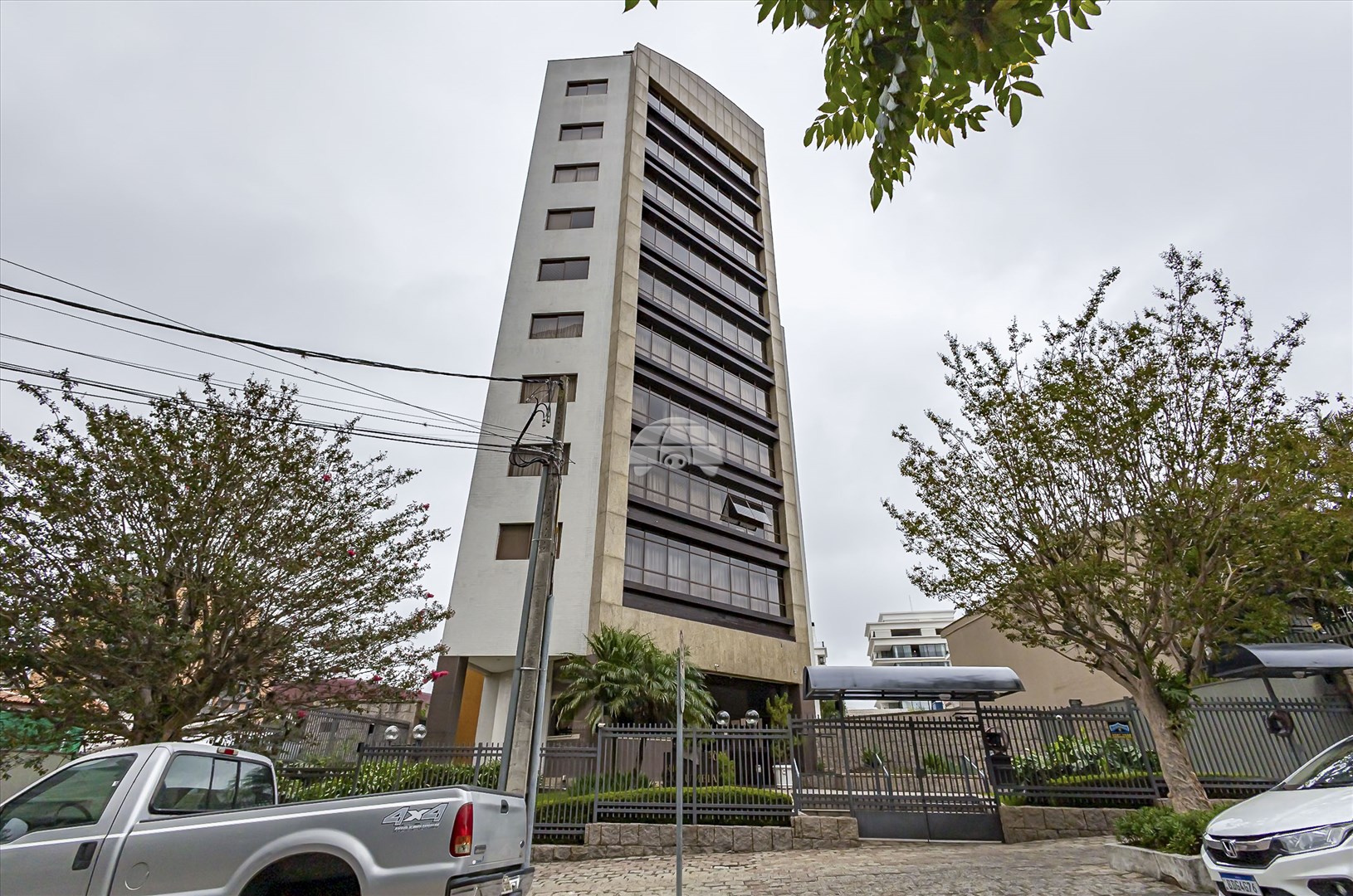 Apartamento Residencial para Venda no Bairro Batel ref. 225820 (1 / 10)