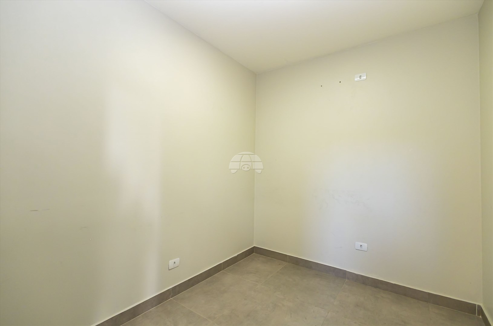 Prédio Comercial para Venda no Bairro Ahú ref. 225863 (9 / 10)