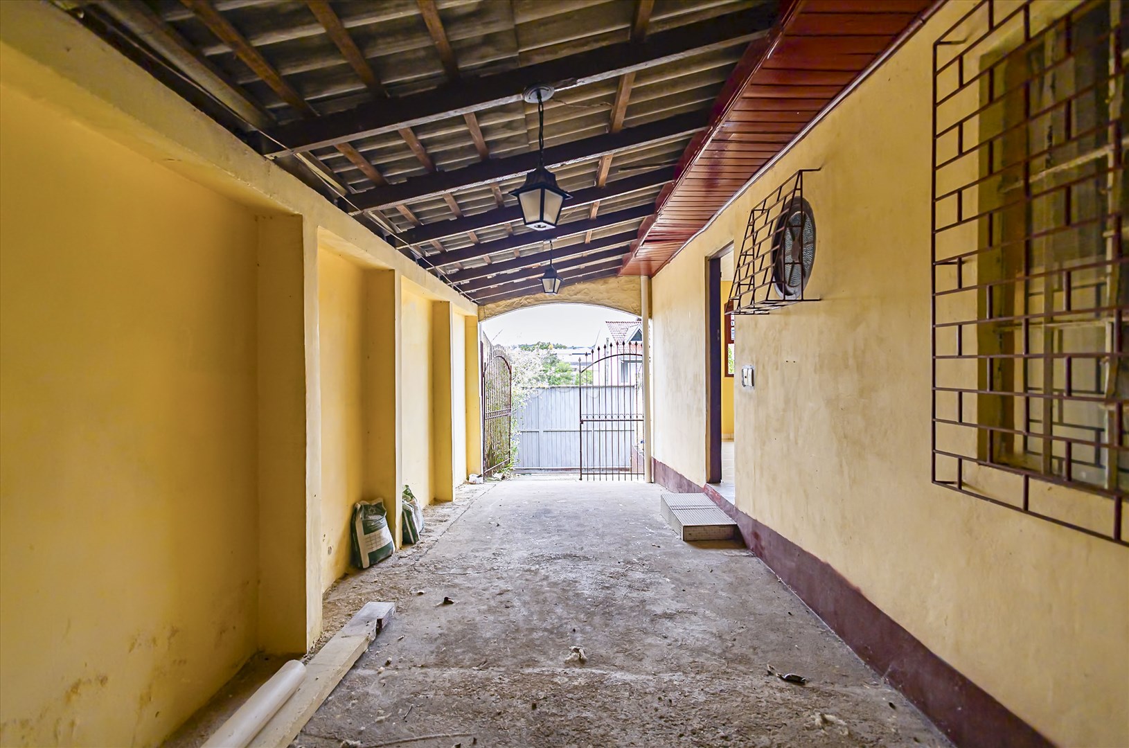 Casa à venda em Cercadinho, Campo Largo — UNA