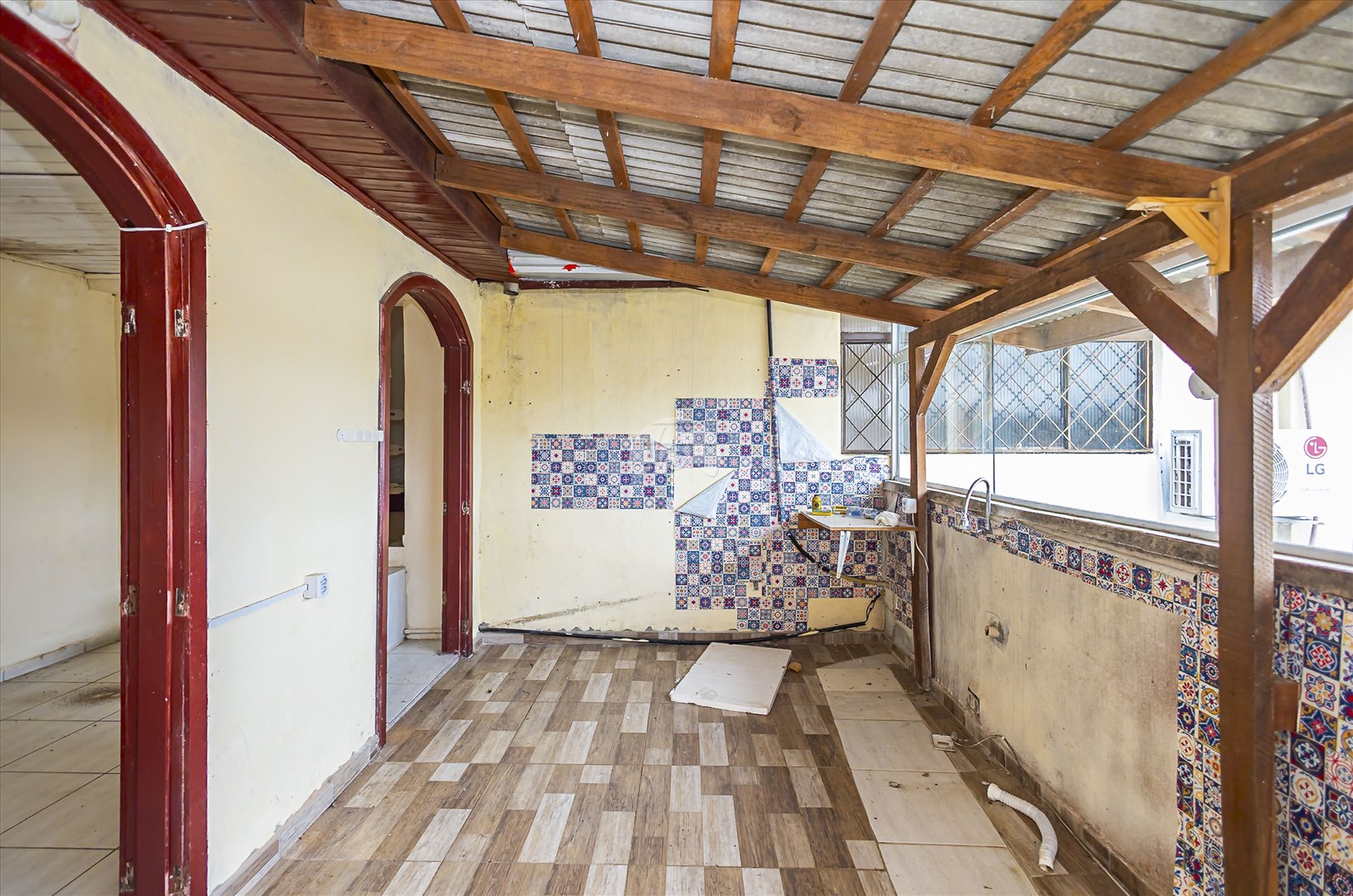 Casa à venda em Cercadinho, Campo Largo — UNA
