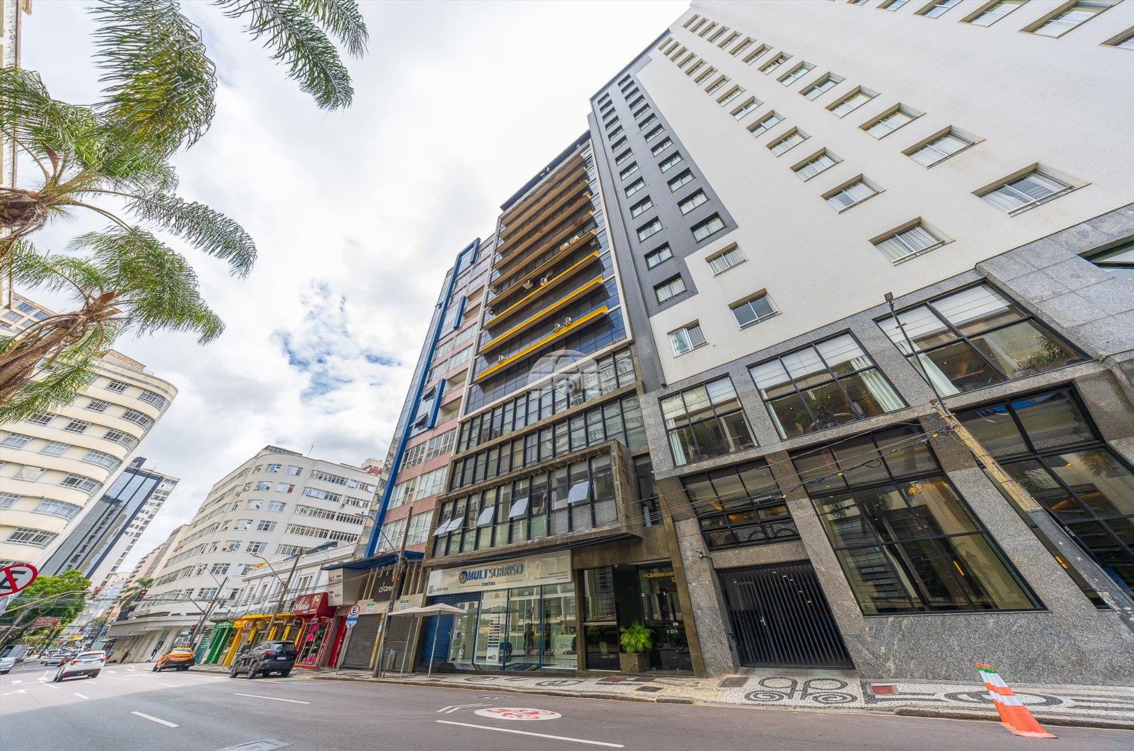 Sala/Conjunto Comercial à venda em Centro, Curitiba — MAFI ADMINISTRADORA DE IMOVEIS LTDA