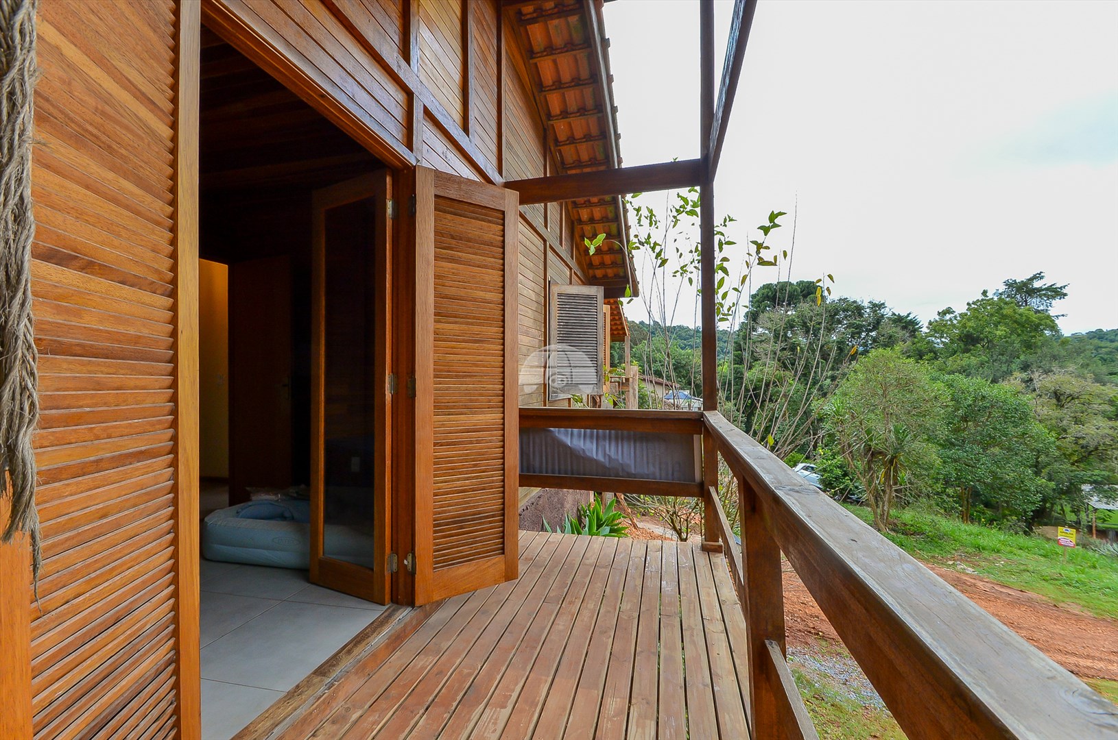 Casa à venda em Pacotuba, Almirante Tamandaré — GOMES CONSULTOR IMOBILIARIO LTDA.