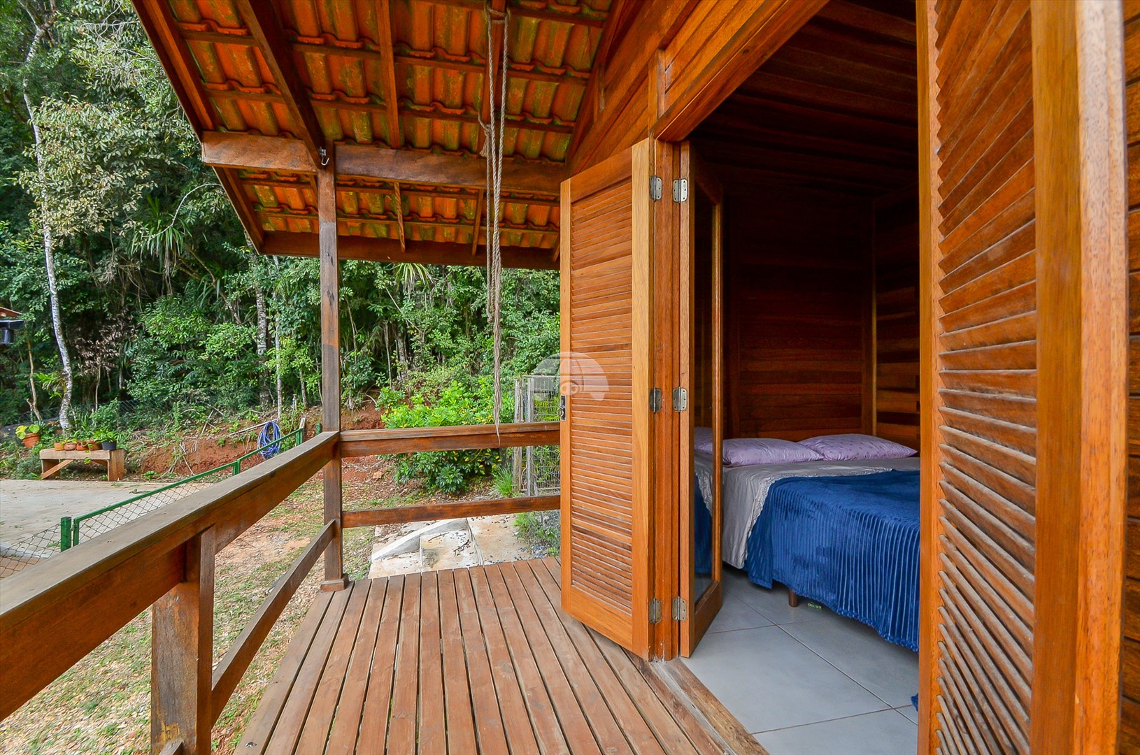 Casa à venda em Pacotuba, Almirante Tamandaré — GOMES CONSULTOR IMOBILIARIO LTDA.