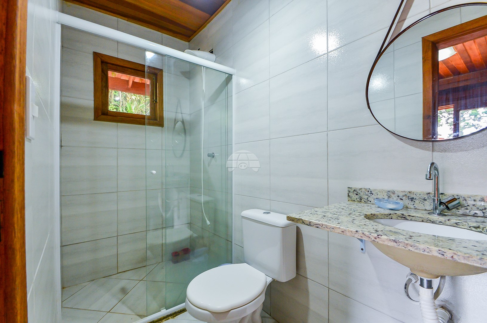Casa à venda em Pacotuba, Almirante Tamandaré — GOMES CONSULTOR IMOBILIARIO LTDA.