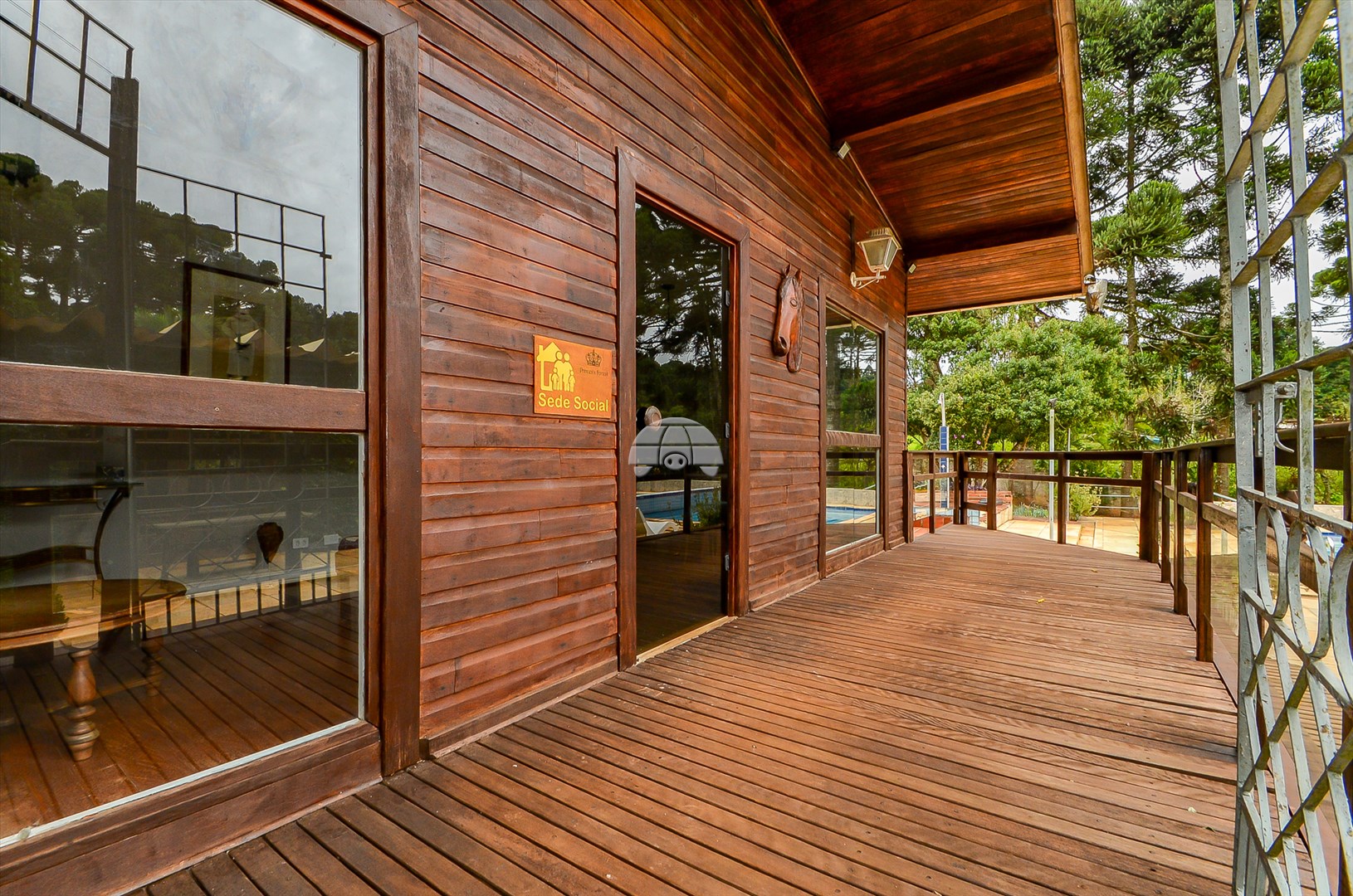 Casa à venda em Pacotuba, Almirante Tamandaré — GOMES CONSULTOR IMOBILIARIO LTDA.