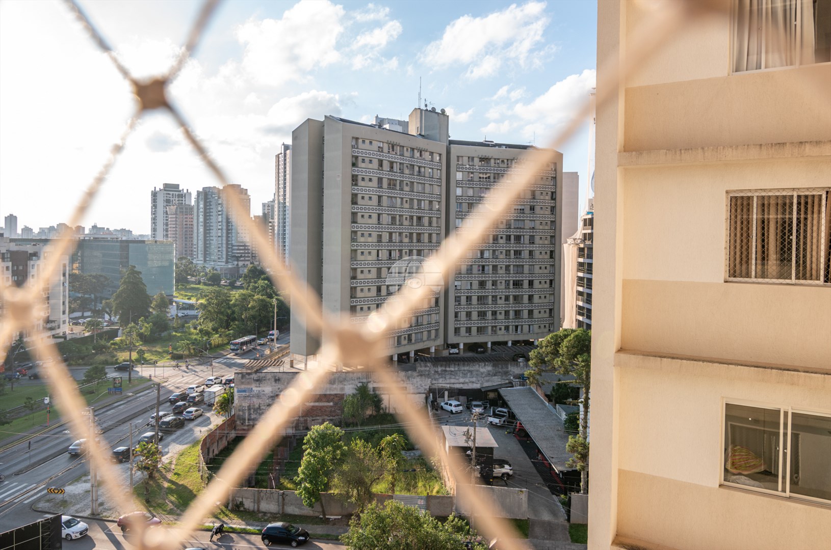 Apartamento à venda em Cristo Rei, Curitiba — TESTE 12342