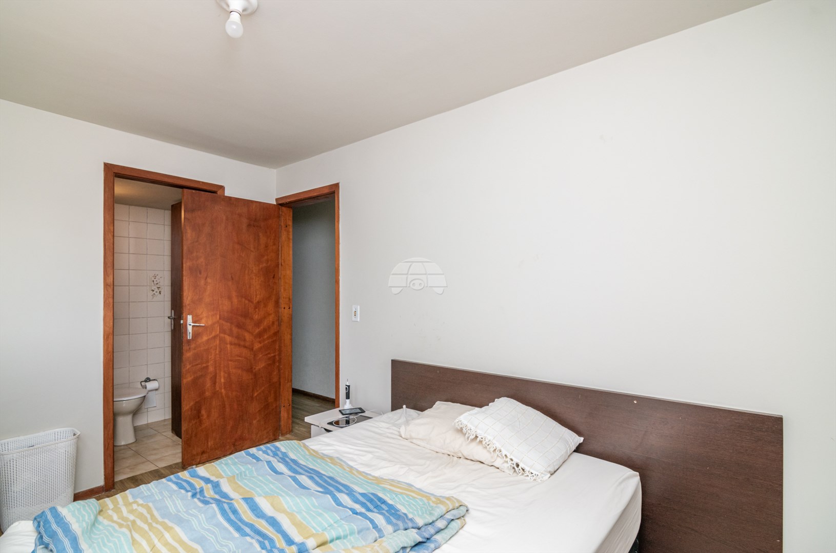 Apartamento à venda em Cristo Rei, Curitiba — TESTE 12342