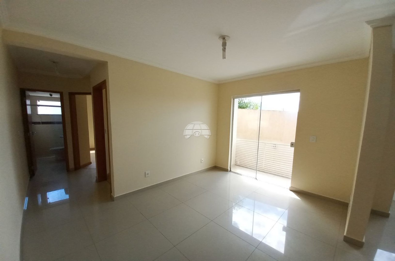 Apartamento à venda em Uvaranas, Ponta Grossa — Portal Chave Fácil