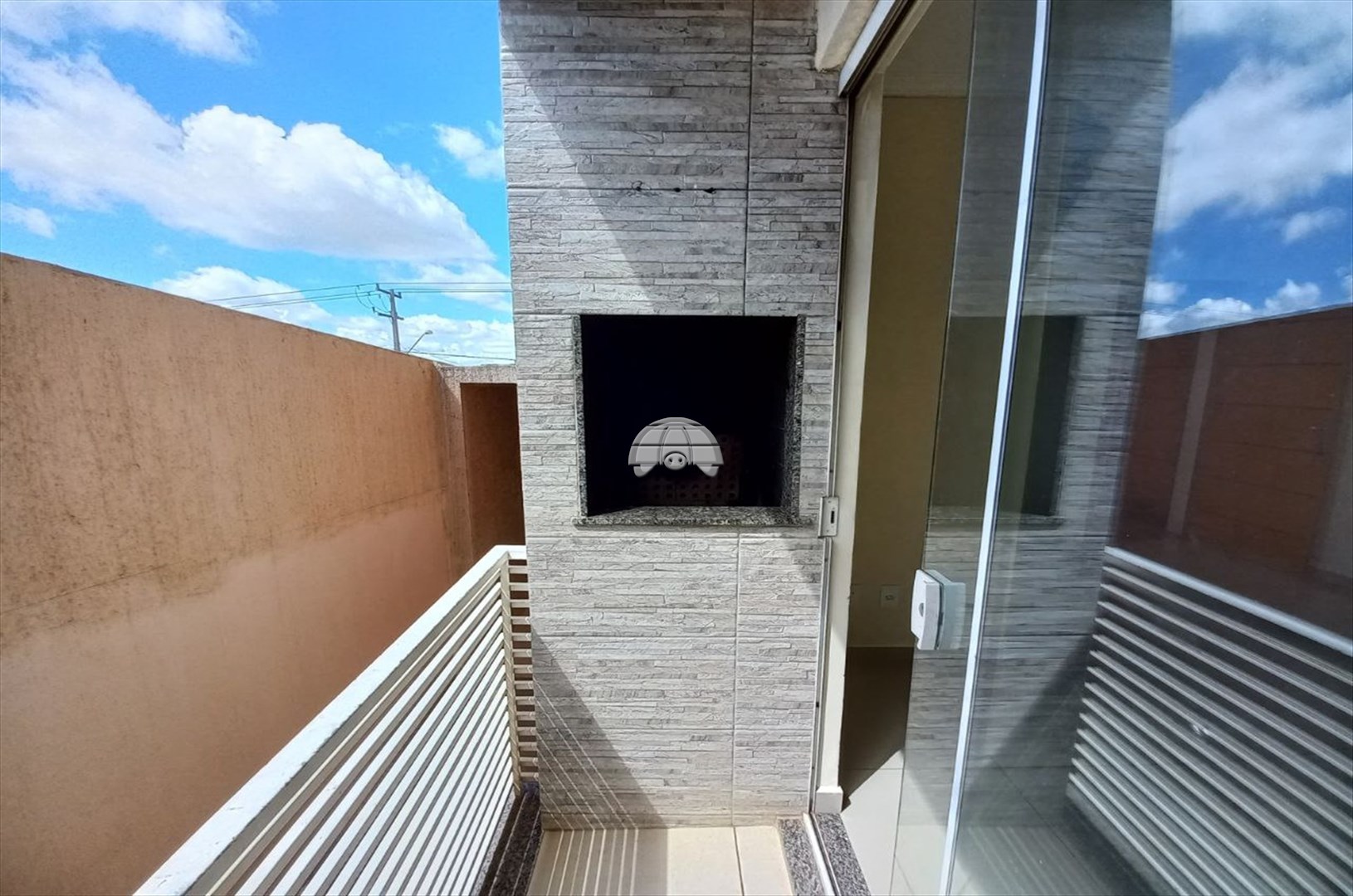 Apartamento à venda em Uvaranas, Ponta Grossa — Portal Chave Fácil