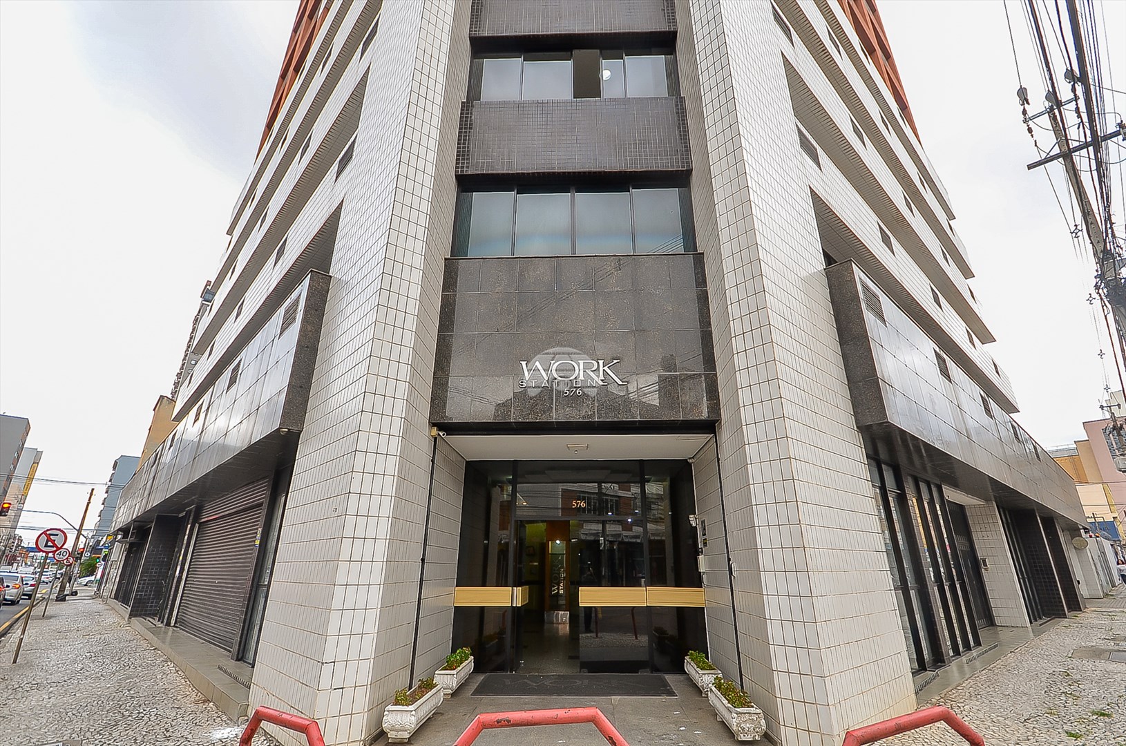 Sala/Conjunto Comercial à venda em Centro, Curitiba — Portal Chave Fácil