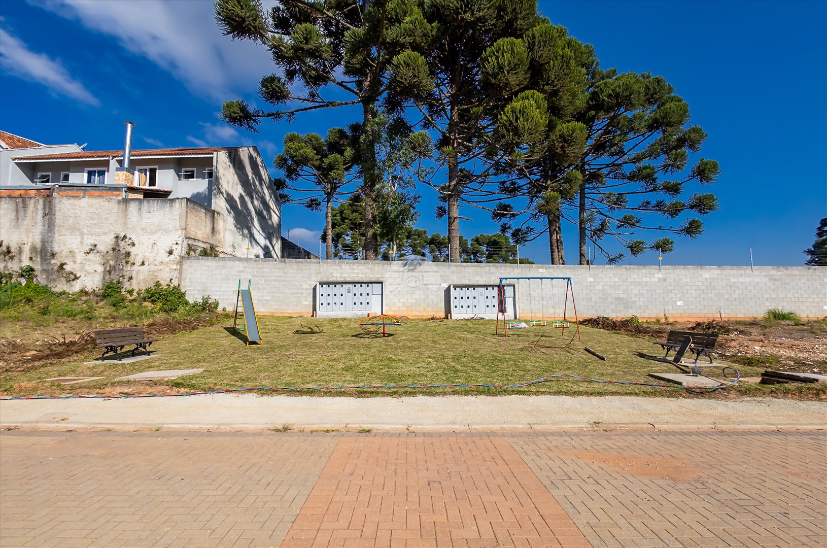 Terreno à venda em Barreirinha, Curitiba — GOMES CONSULTOR IMOBILIARIO LTDA.