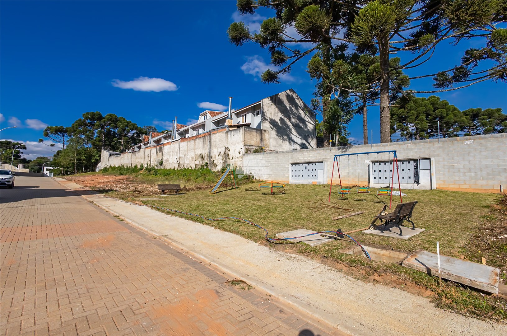 Terreno à venda em Barreirinha, Curitiba — GOMES CONSULTOR IMOBILIARIO LTDA.