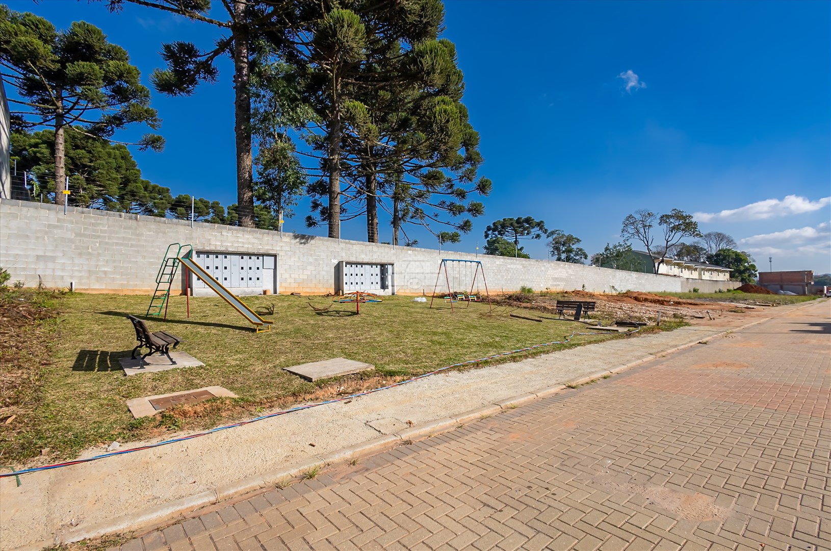 Terreno à venda em Barreirinha, Curitiba — GOMES CONSULTOR IMOBILIARIO LTDA.