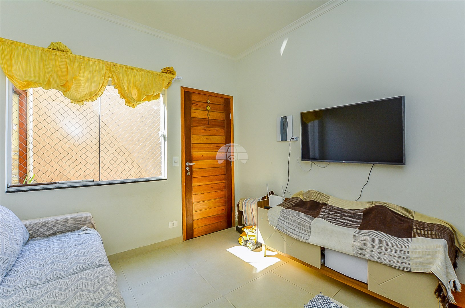 Casa à venda em Pinheirinho, Curitiba — Portal Chave Fácil