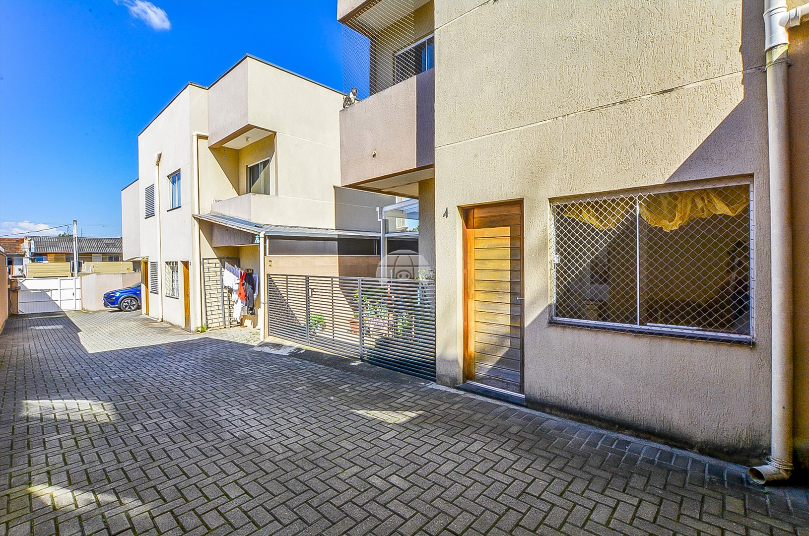 Casa à venda em Pinheirinho, Curitiba — Portal Chave Fácil