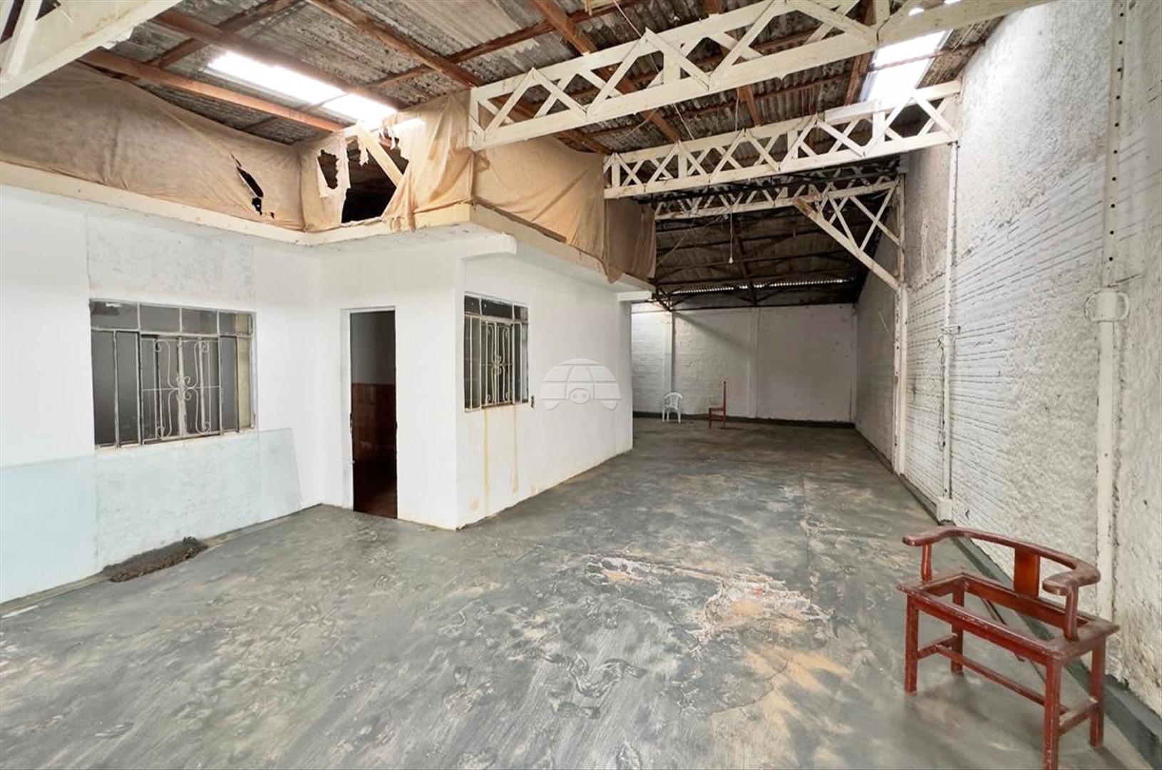 Barracão/Galpão para alugar em Cajuru, Curitiba — Portal Chave Fácil