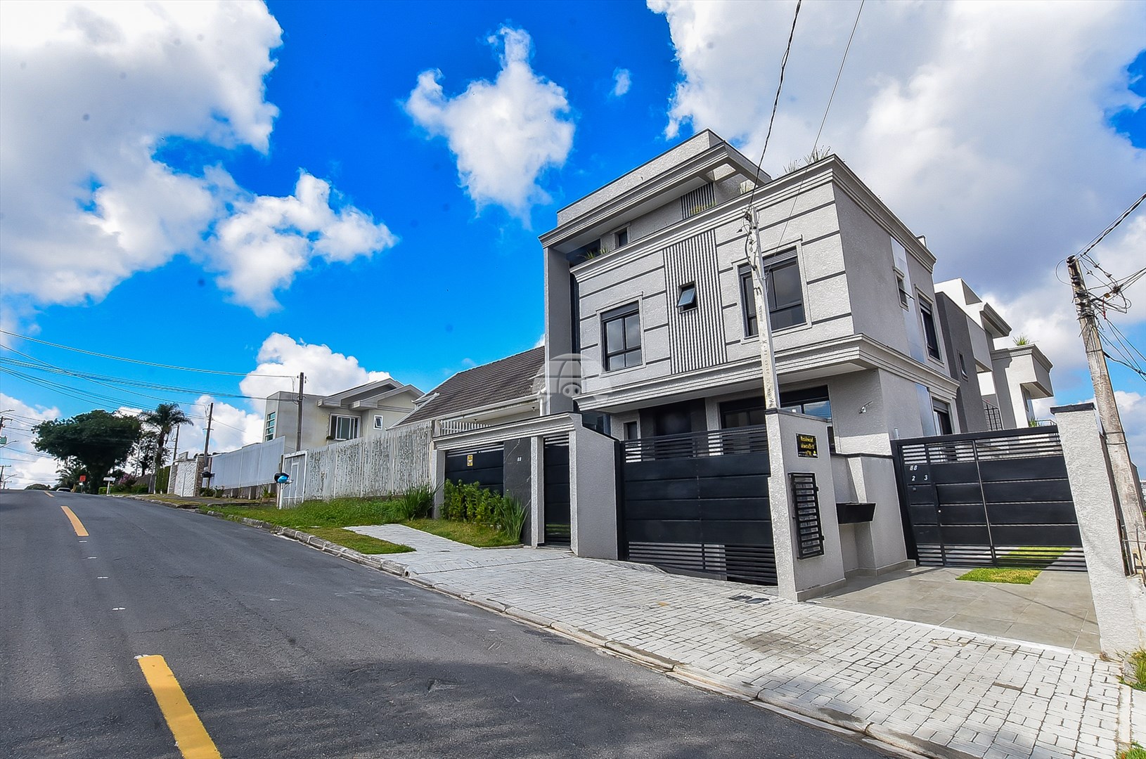 Casa à venda em Uberaba, Curitiba — Portal Chave Fácil