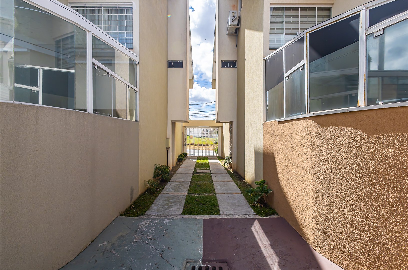 Casa à venda em Atuba, Curitiba — TESTE 12342
