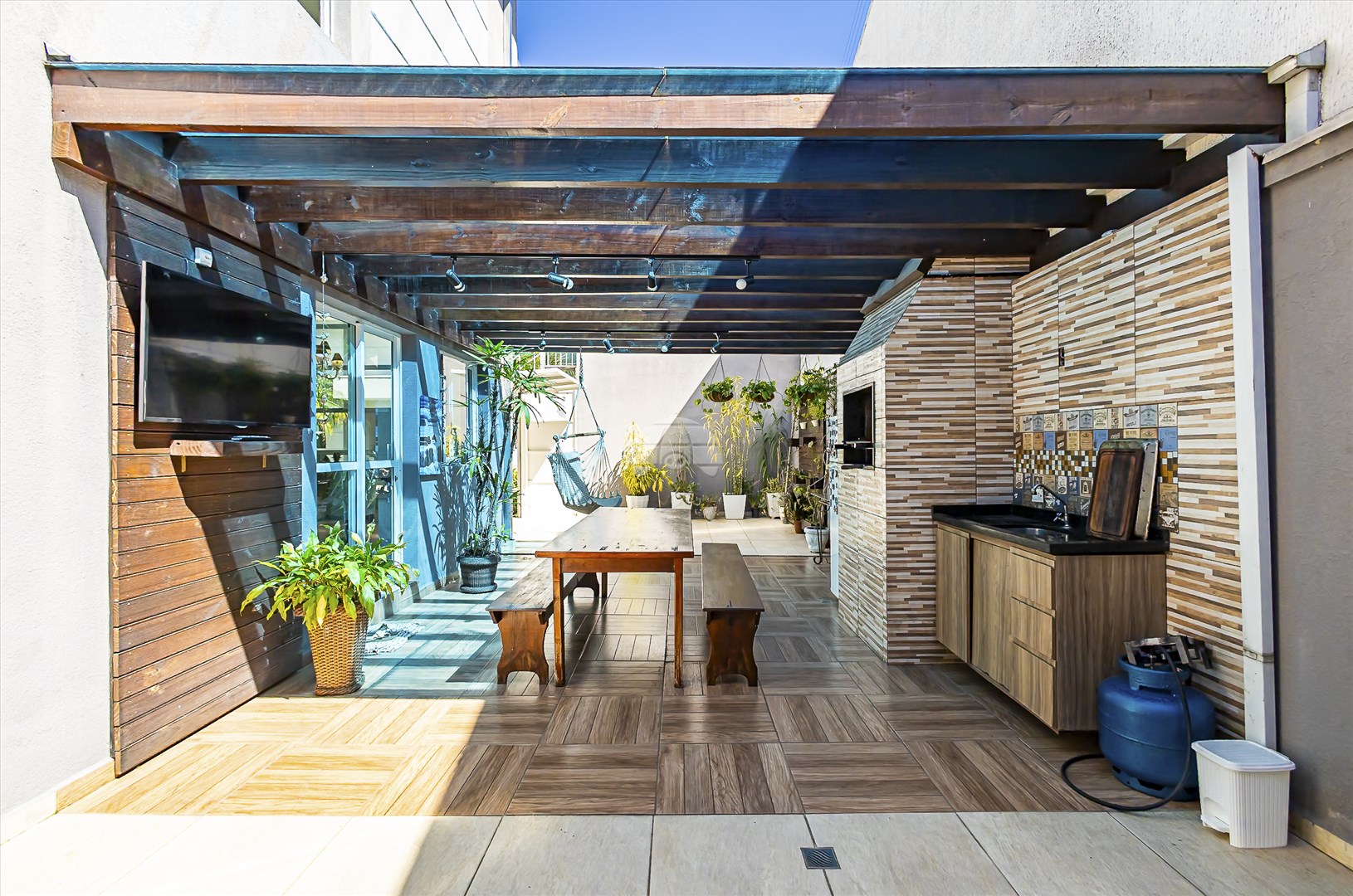 Casa à venda em Jardim Social, Curitiba — Imobiliária Andrade