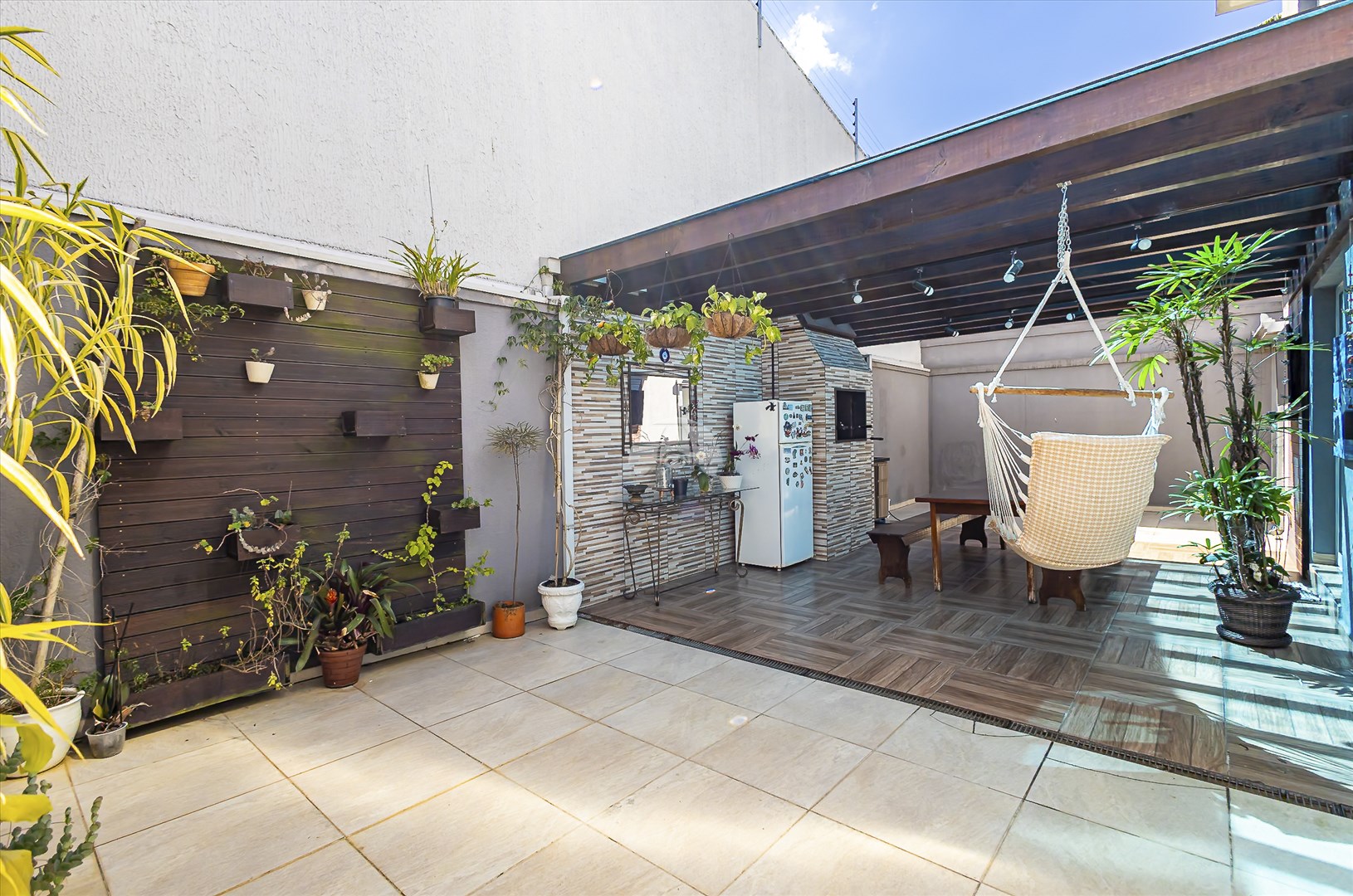 Casa à venda em Jardim Social, Curitiba — Imobiliária Andrade