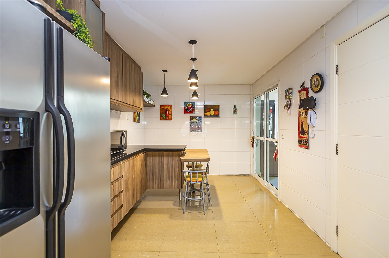 Casa à venda em Jardim Social, Curitiba — Imobiliária Andrade