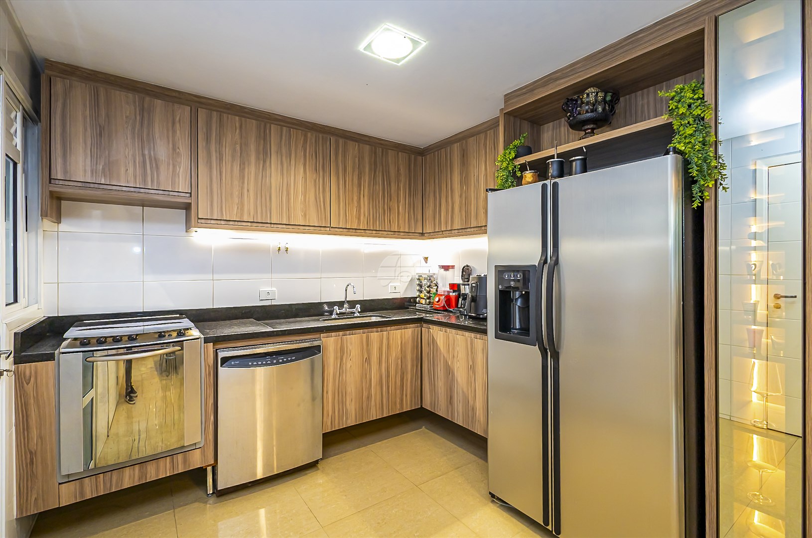 Casa à venda em Jardim Social, Curitiba — Imobiliária Andrade