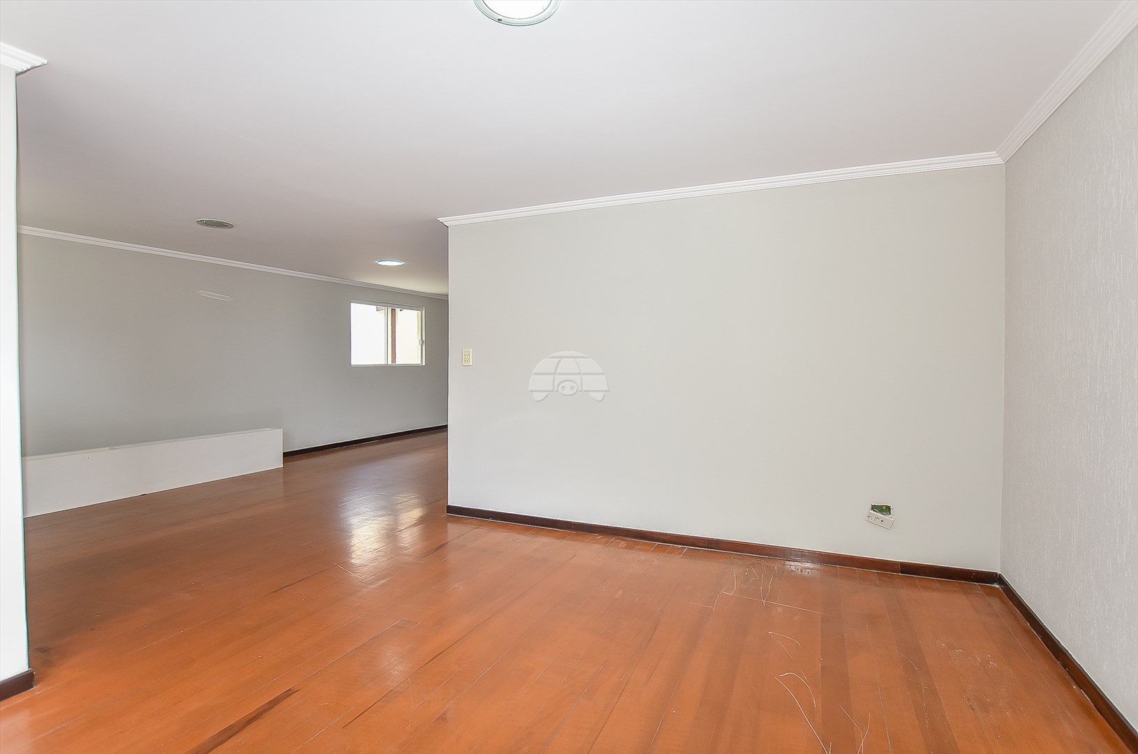 Casa à venda em Capão Raso, Curitiba — Galvão Vendas - Imóveis a venda em Curitiba