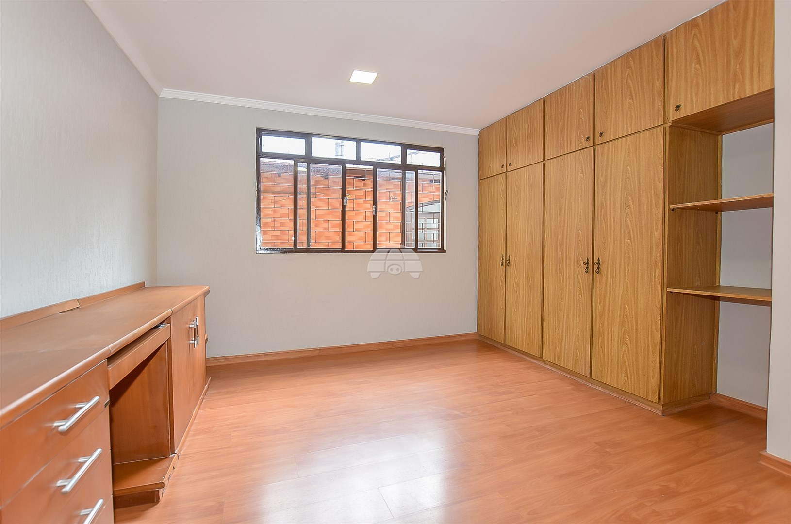 Casa à venda em Capão Raso, Curitiba — Galvão Vendas - Imóveis a venda em Curitiba