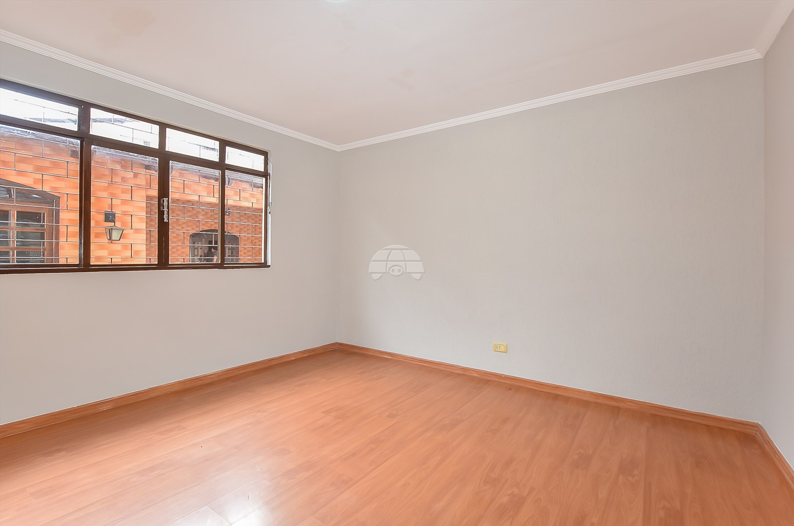 Casa à venda em Capão Raso, Curitiba — Galvão Vendas - Imóveis a venda em Curitiba
