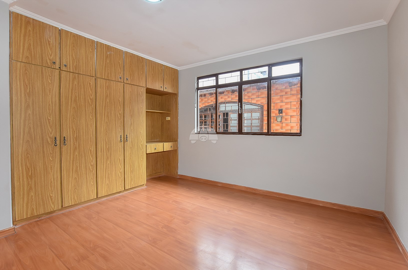 Casa à venda em Capão Raso, Curitiba — Galvão Vendas - Imóveis a venda em Curitiba