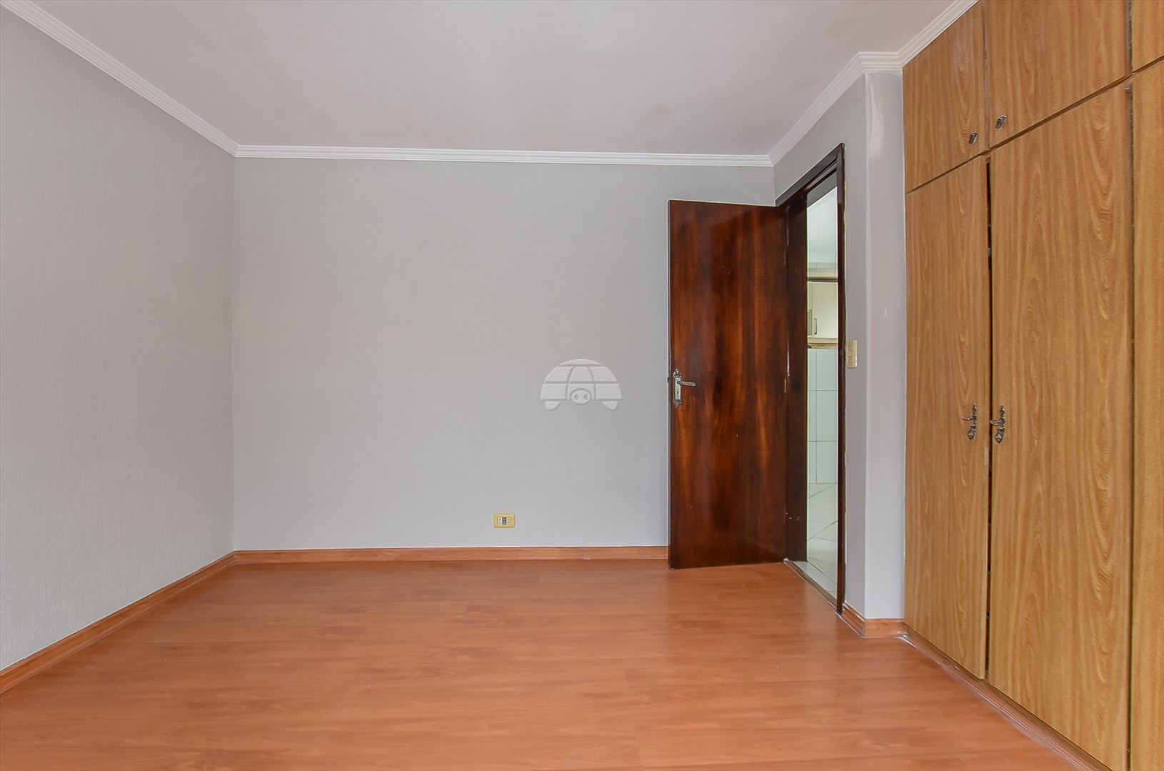 Casa à venda em Capão Raso, Curitiba — Galvão Vendas - Imóveis a venda em Curitiba