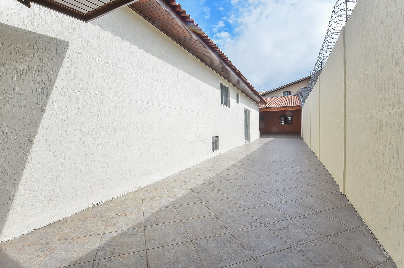 Casa à venda em Capão Raso, Curitiba — Galvão Vendas - Imóveis a venda em Curitiba