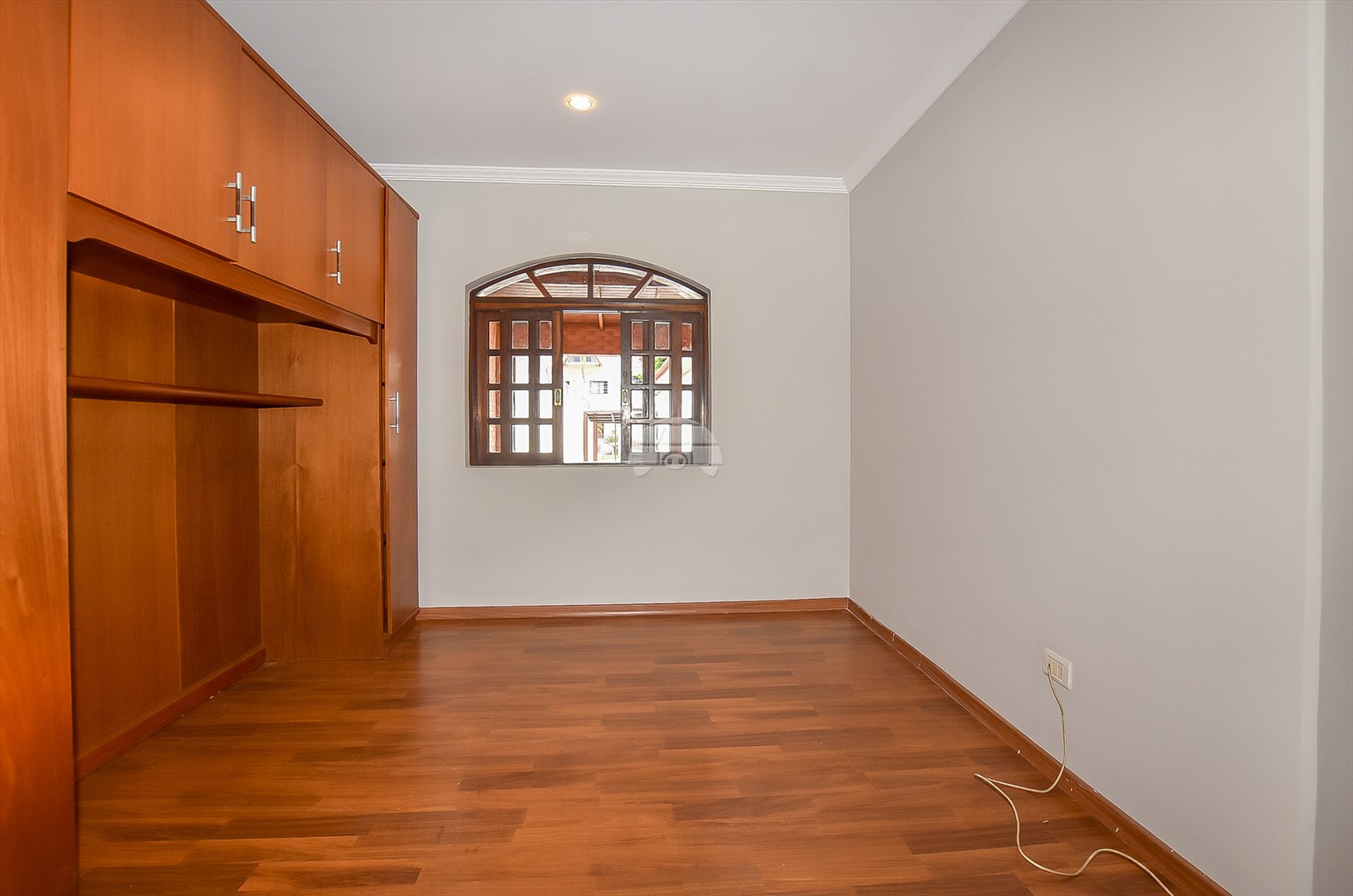 Casa à venda em Capão Raso, Curitiba — Galvão Vendas - Imóveis a venda em Curitiba