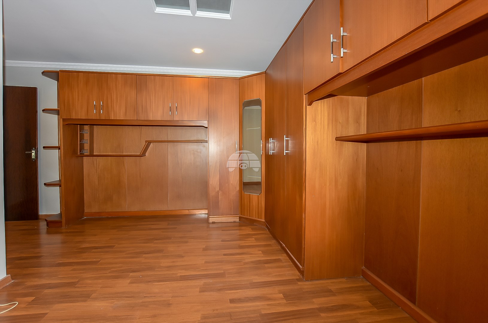 Casa à venda em Capão Raso, Curitiba — Galvão Vendas - Imóveis a venda em Curitiba