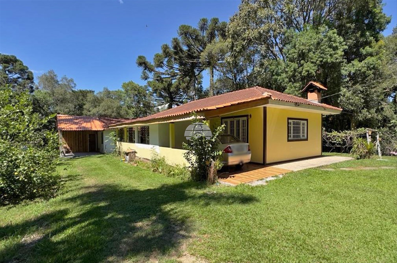 Casa para alugar em Roseira, Colombo — Portal Chave Fácil