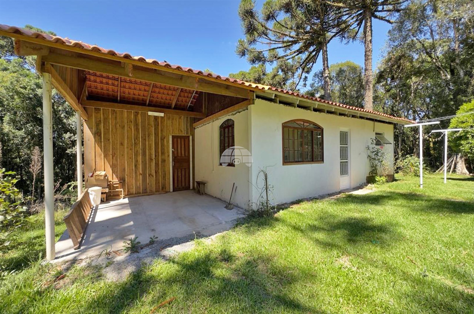 Casa para alugar em Roseira, Colombo — Portal Chave Fácil