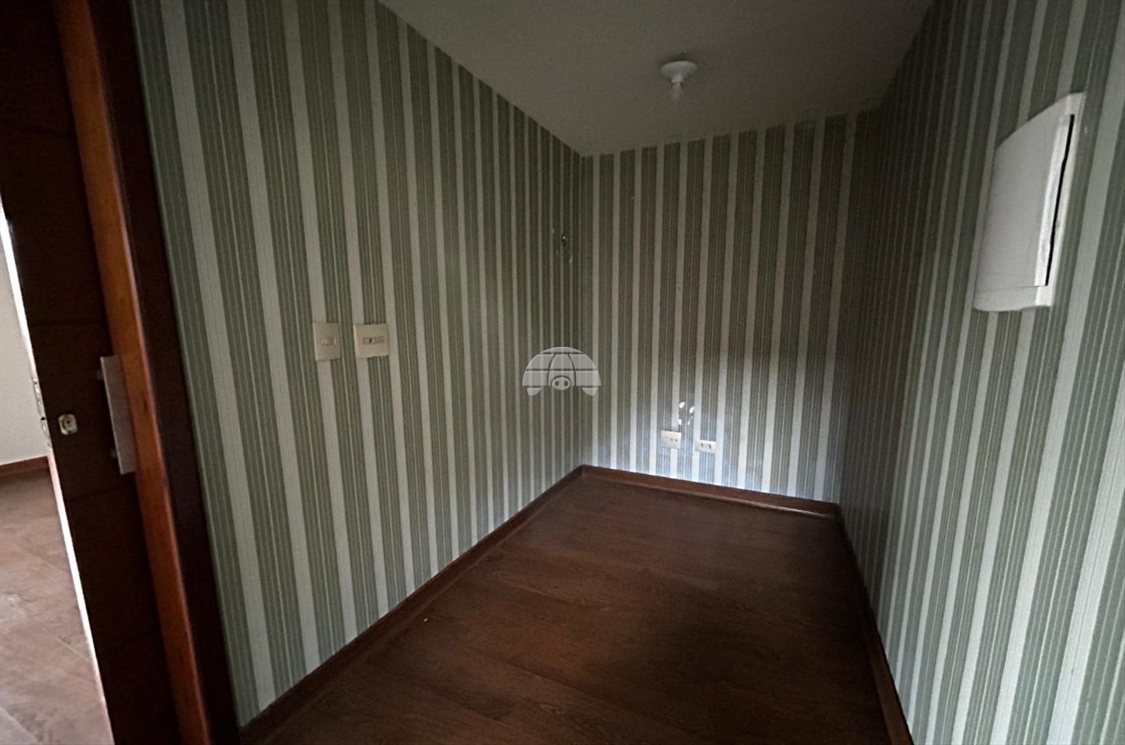 Casa à venda em Santa Cândida, Curitiba — Galvão Vendas - Imóveis a venda em Curitiba