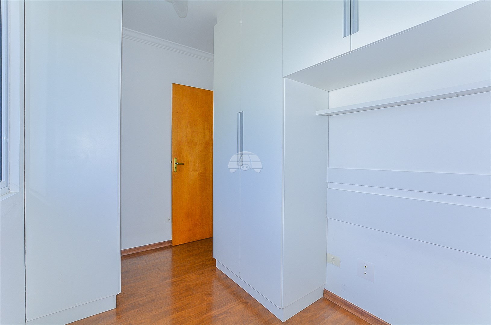 Apartamento à venda em Iná, São José dos Pinhais — MAFI ADMINISTRADORA DE IMOVEIS LTDA