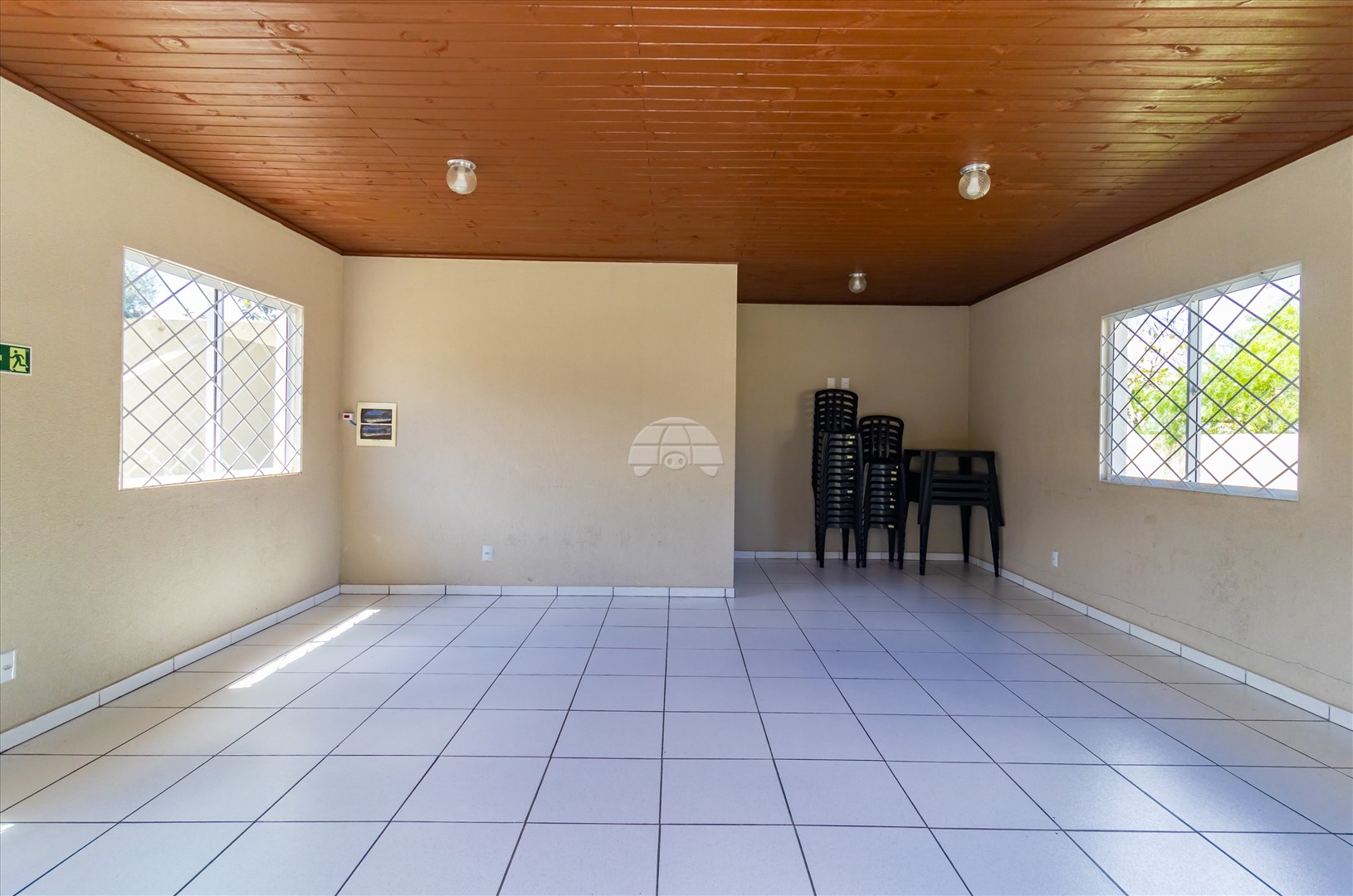 Casa à venda em Xaxim, Curitiba — Imobiliária Andrade
