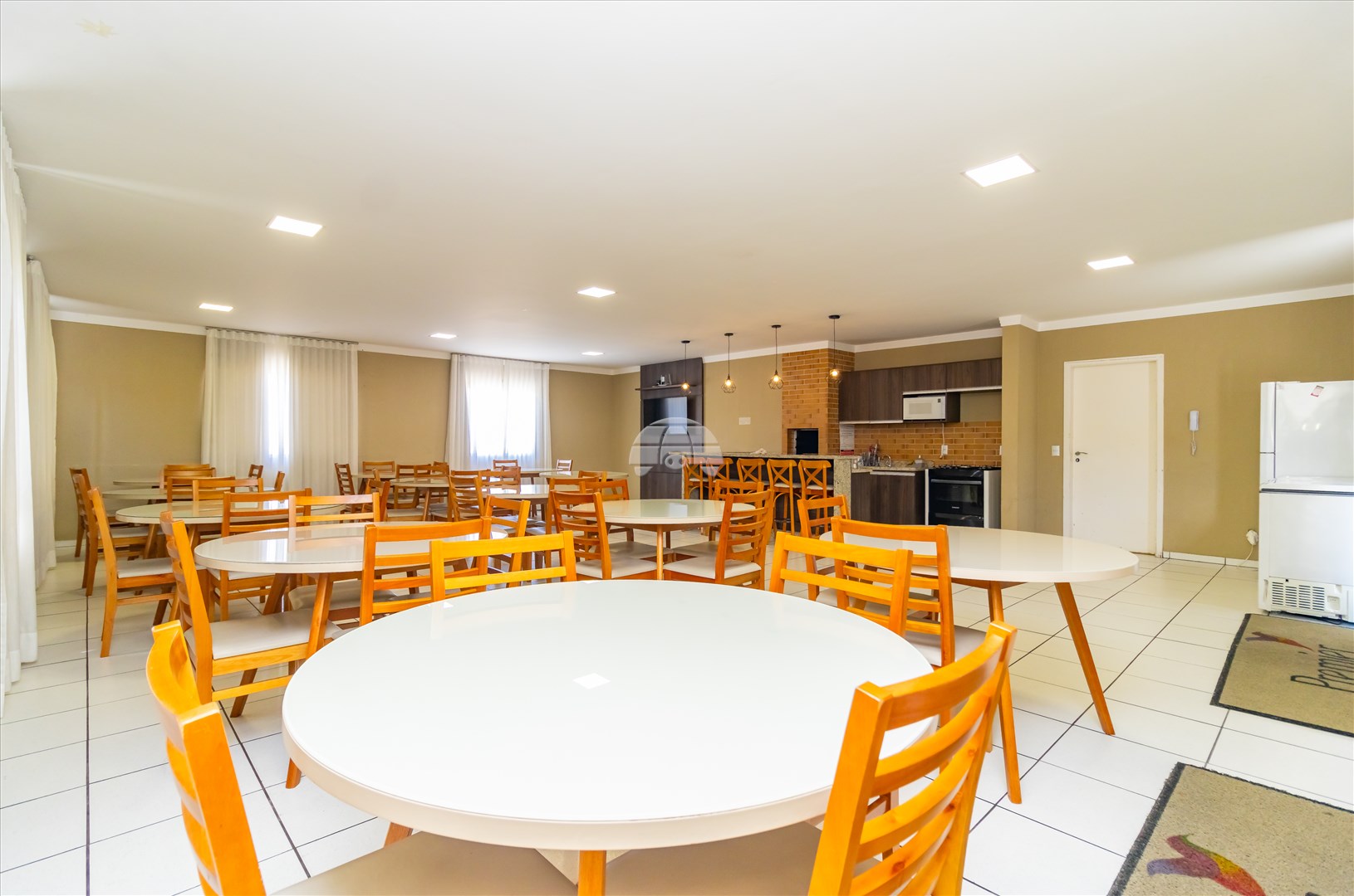 Casa à venda em Xaxim, Curitiba — Imobiliária Andrade