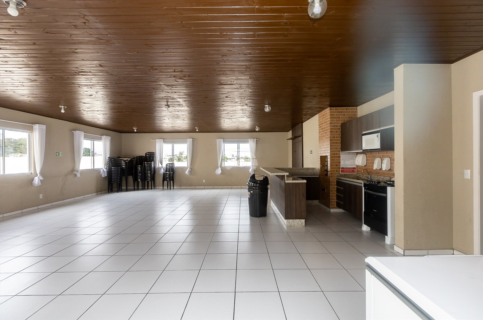 Casa à venda em Xaxim, Curitiba — Imobiliária Andrade